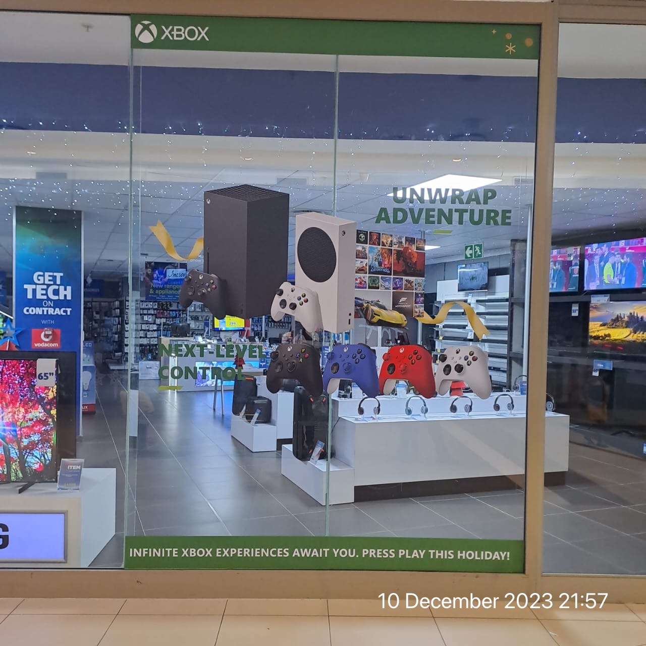 INCREDIBLE CONNECTION XBOX Grapevine Retail