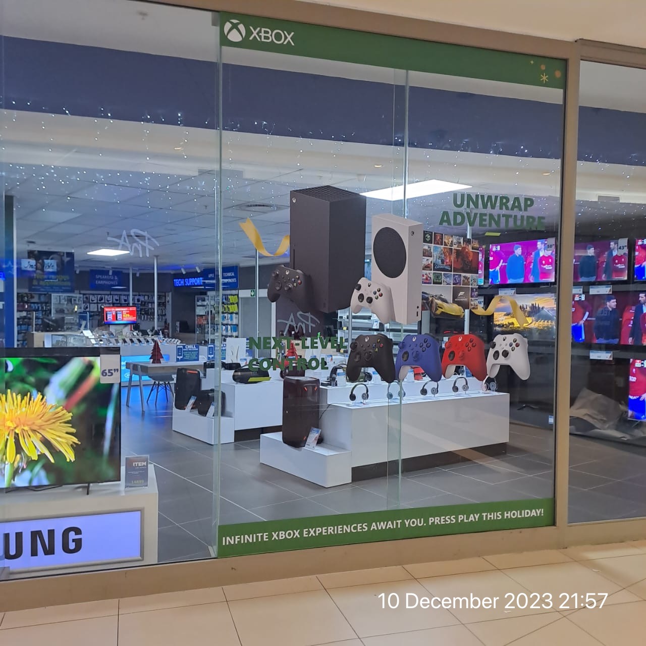 INCREDIBLE CONNECTION XBOX Grapevine Retail