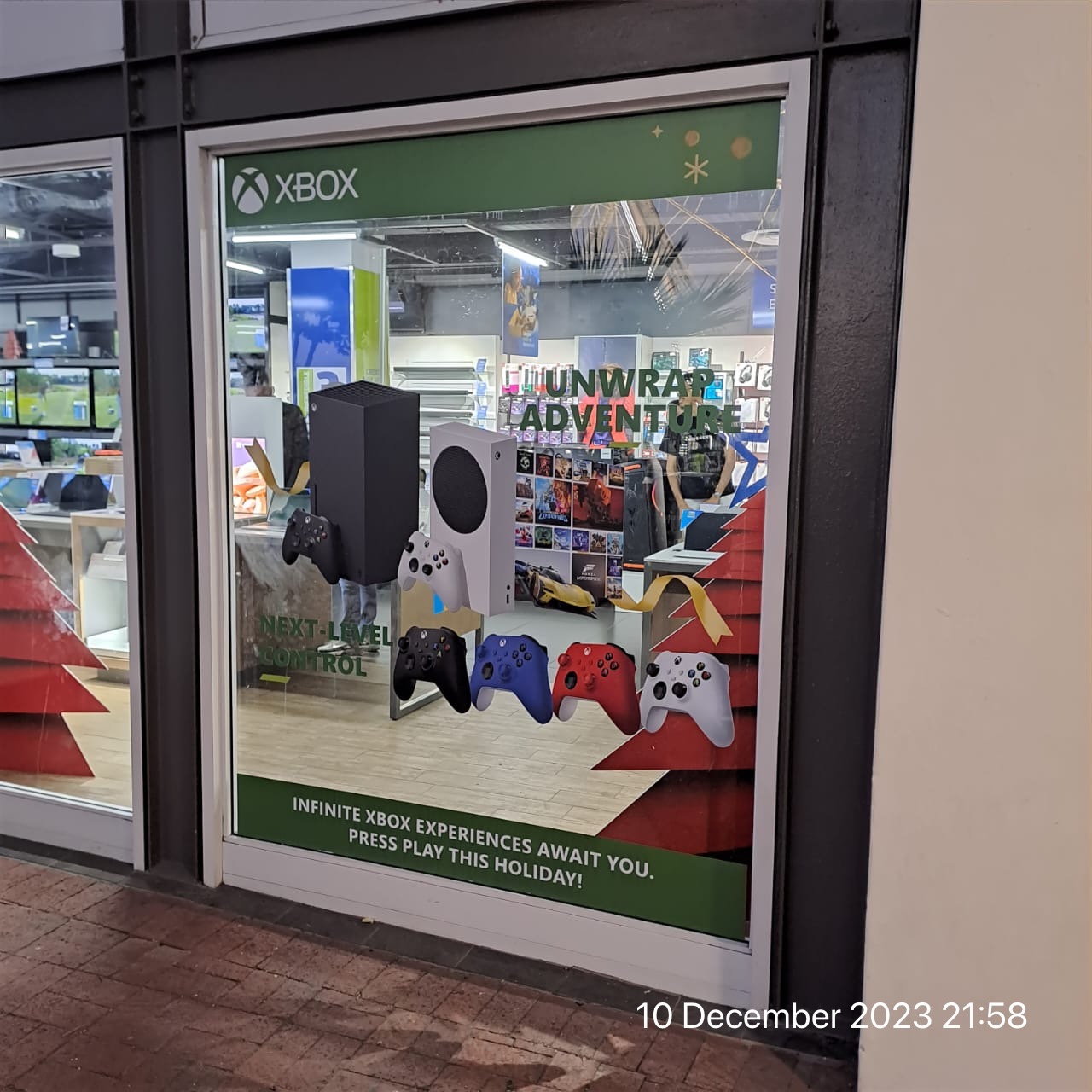 INCREDIBLE CONNECTION XBOX Grapevine Retail
